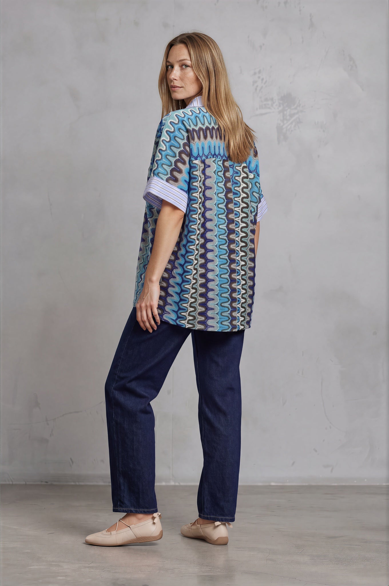 Striped Shirt with Wave Print Back
