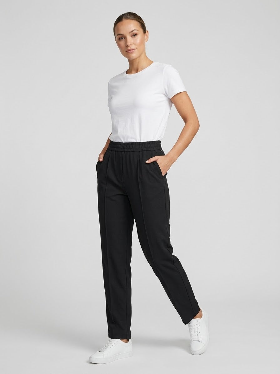 Wide-leg trousers